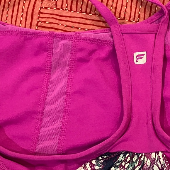 Fabletics Women’s snakeskin print exercise / Tank Top with built in sports bra - Picture 10 of 12